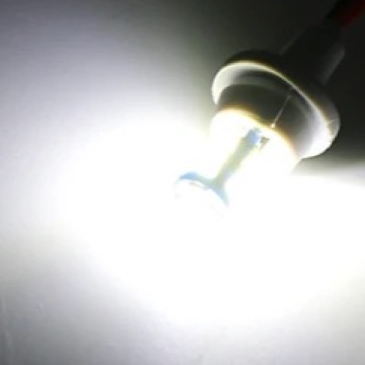 لامپ سکن خودرو اچ اف دی طرح 15smd کد 3030 بسته دو عددی