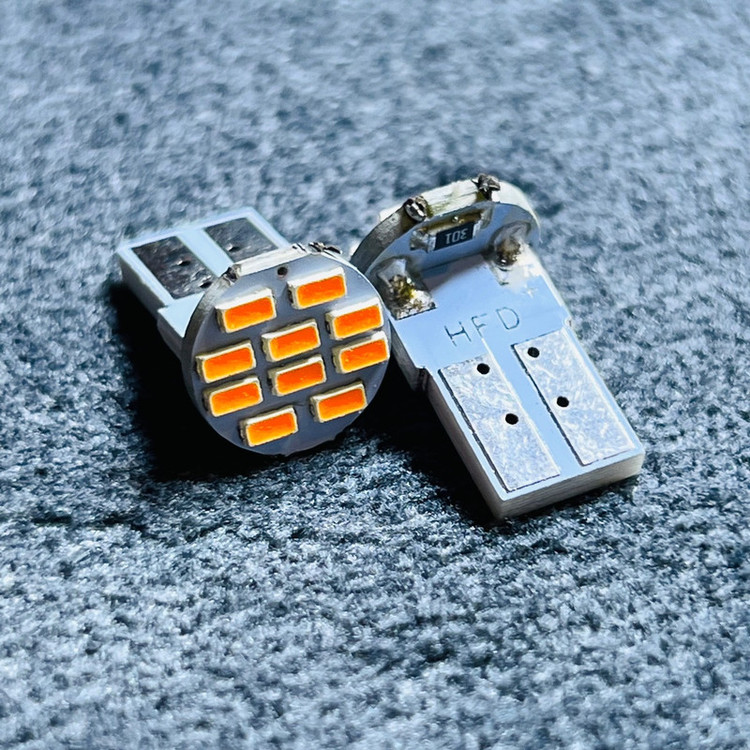 لامپ پلاک خودرو تایپر مدل 10smd-O بسته دو عددی