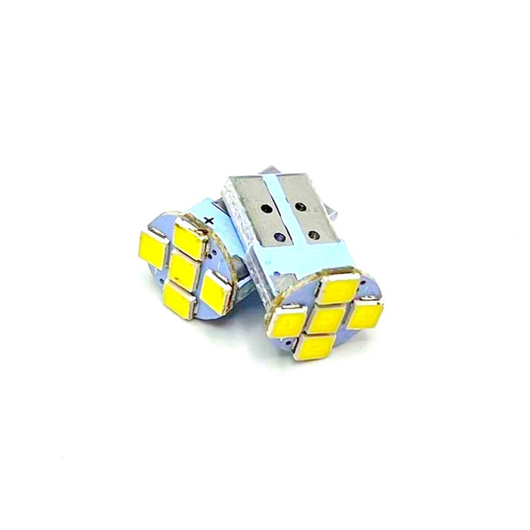 لامپ چراغ کوچک خودرو مدل smd.5ya پایه آریایی بسته دو عددی